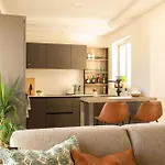 Modern 3bd Spacious With Terrace - Close To Yacht Marina Apartament *