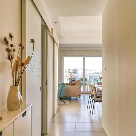 Modern 3bd Spacious With Terrace - Close To Yacht Marina Διαμέρισμα *