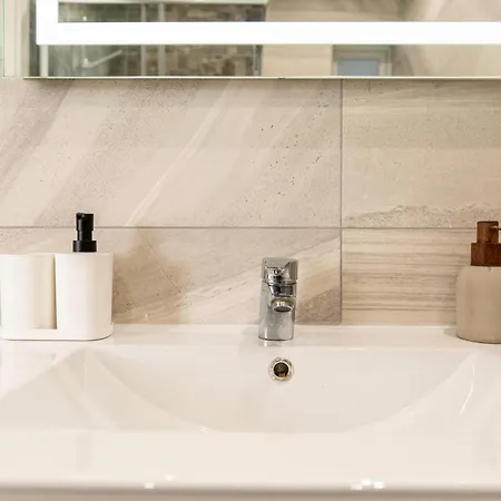 Διαμέρισμα Modern 3bd Spacious With Terrace - Close To Yacht Marina *