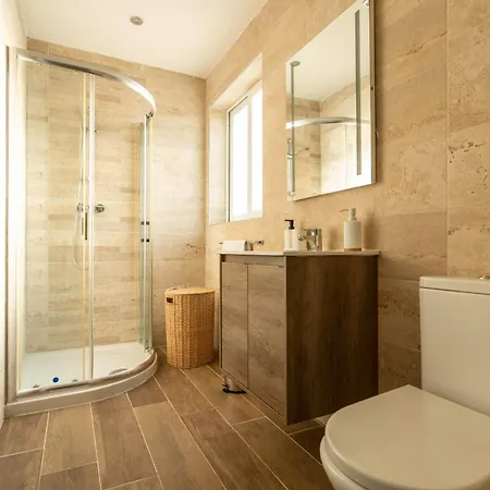 Modern 3bd Spacious With Terrace - Close To Yacht Marina