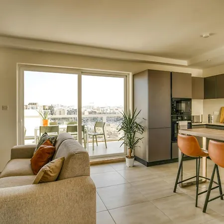 Modern 3bd Spacious With Terrace - Close To Yacht Marina Appartamento