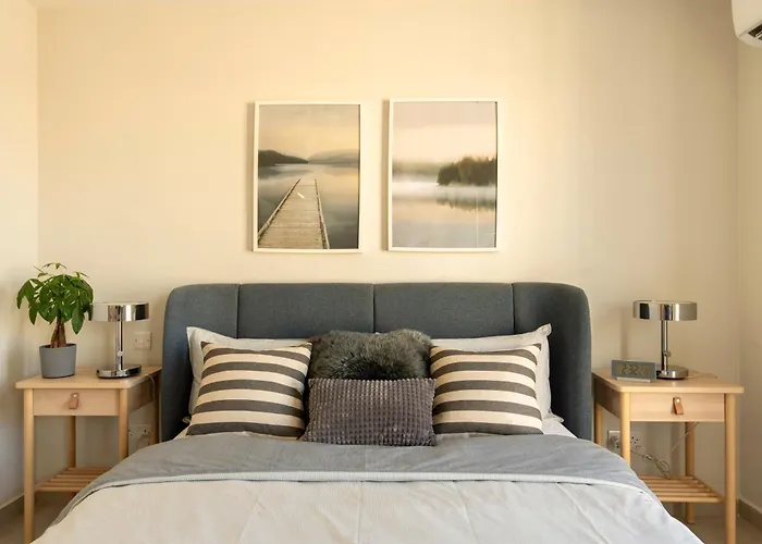 Modern 3bd Spacious With Terrace - Close To Yacht Marina ムサイダ